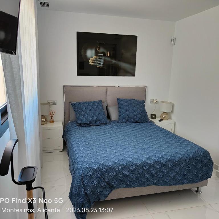 La Herrada 03187 Los Montesinos - Three-Bedroom Villa - 13