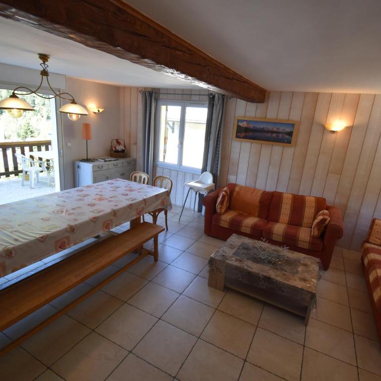 VAUJANYLOCATIONS - Roches Grandes 49 - Maison de Vacances - 8