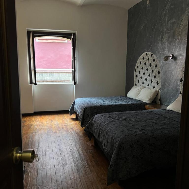 Catedral 304 - Deluxe Queen Room with Two Queen Beds - 2