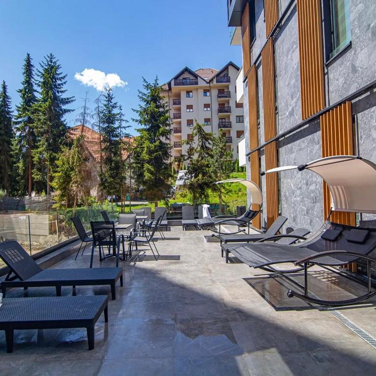 Elite Peak - One-Bedroom Apartment - 2