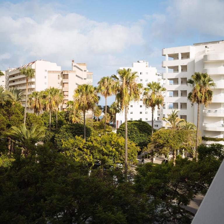 One&lux Marbella House - Bright Beachfront Duplex with Parking, Pool & Gym - Appartamento con 2 Camere da Letto - 7