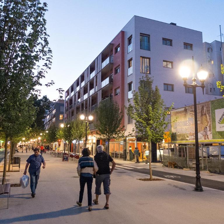 Lugaris Rambla Apartments - Apartamento Premium - 1