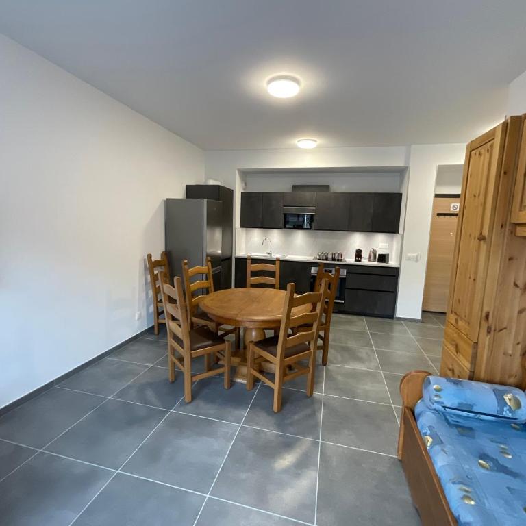 Appartement au pied du Mont-Blanc 2! - Two-Bedroom Apartment - 11