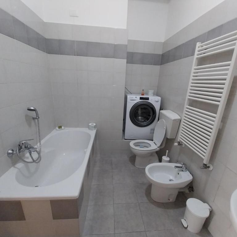 Casa Adriana - Appartamento con 2 Camere da Letto - 32