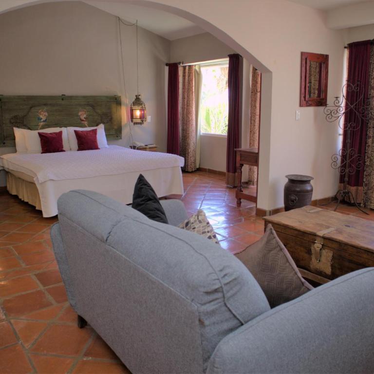 La Concha Beach Hotel & Club - Suite Nupcial - 4