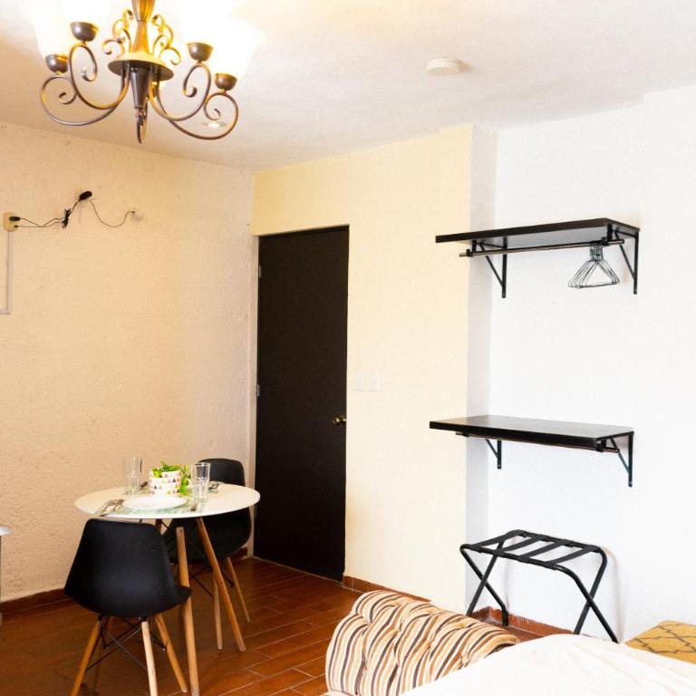 Suites Apodaca - Deluxe Double Room - 15