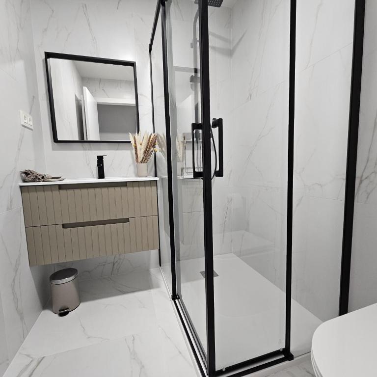 1A102 Moderno y amplio apartamento by R2R Consulting - Apartamento - 15