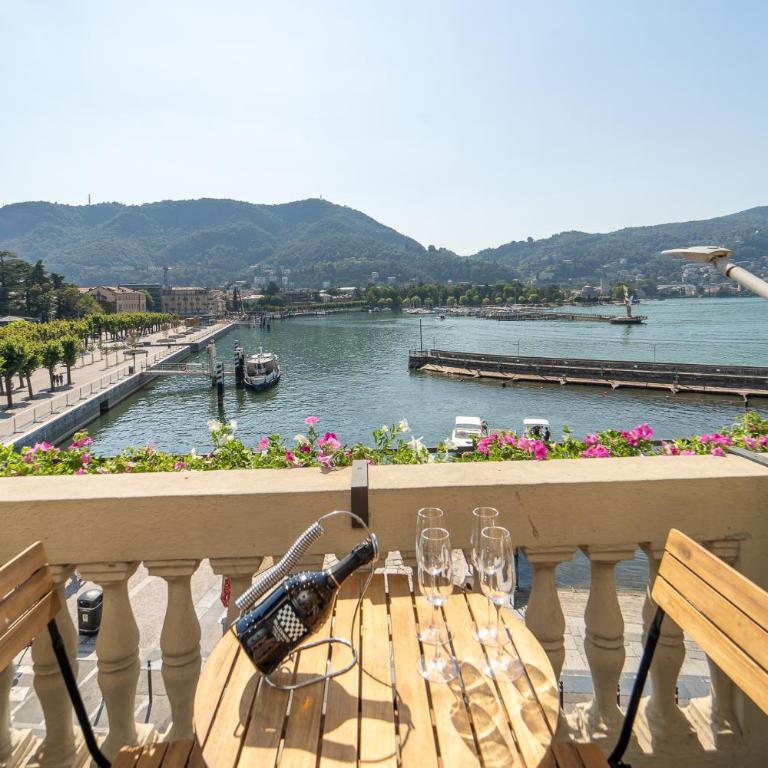 Appartamento esclusivo fronte lago, in centro a Como con garage - Appartamento con 2 Camere da Letto - 47