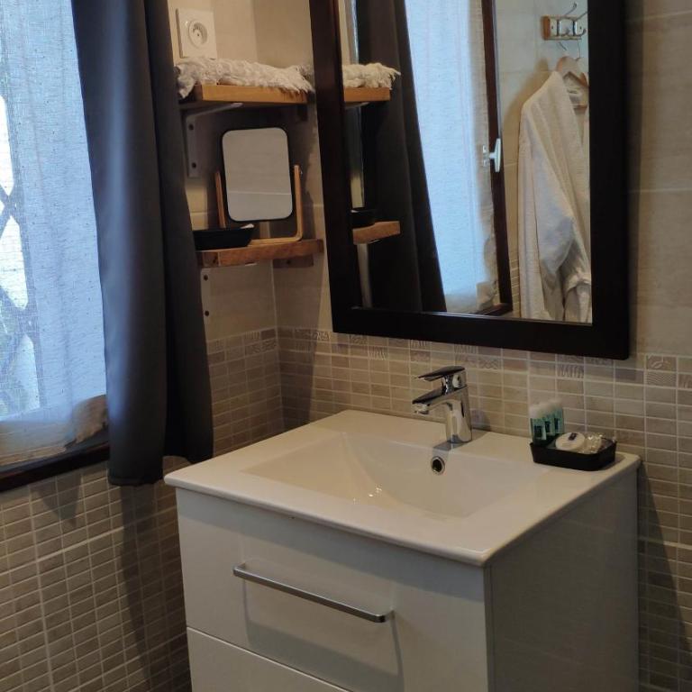 Love room "Nuit Blanche" - spa - Apartment mit 1 Schlafzimmer - 8