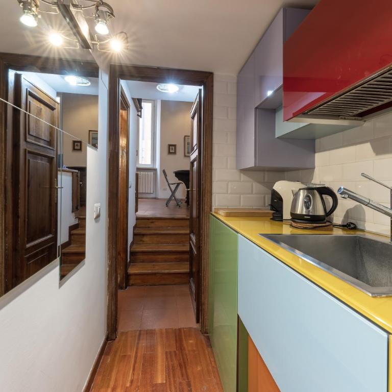 Ciambella Arch Apartment for 6 people @Largo Argentina - Two-Bedroom Apartment - 4