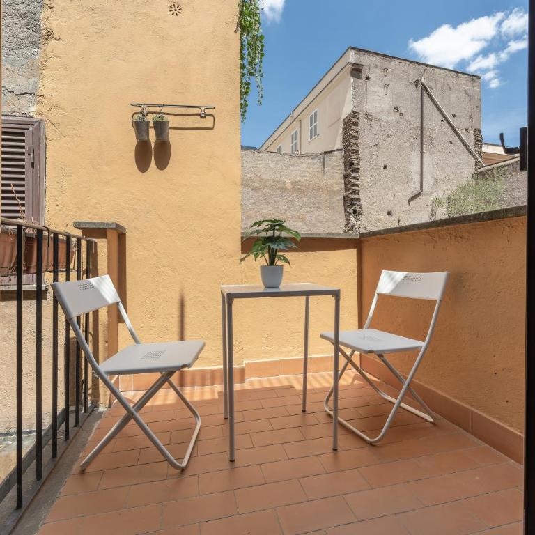 Ciambella Arch Apartment for 6 people @Largo Argentina - Two-Bedroom Apartment - 3