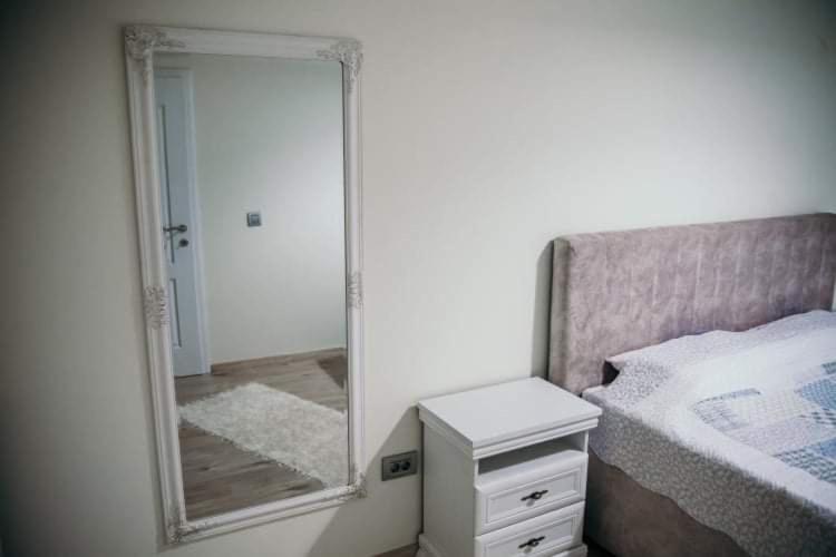 Sophia Apartment - One-Bedroom Apartment - 2