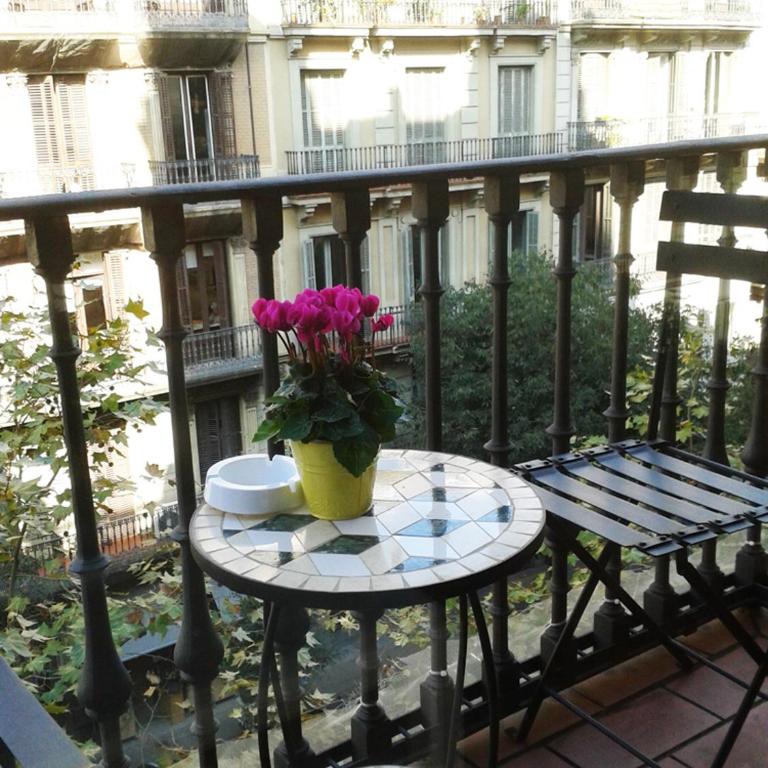 New flat in the center-Eixample Passeig de Gracia - Apartamento con balcón - 2