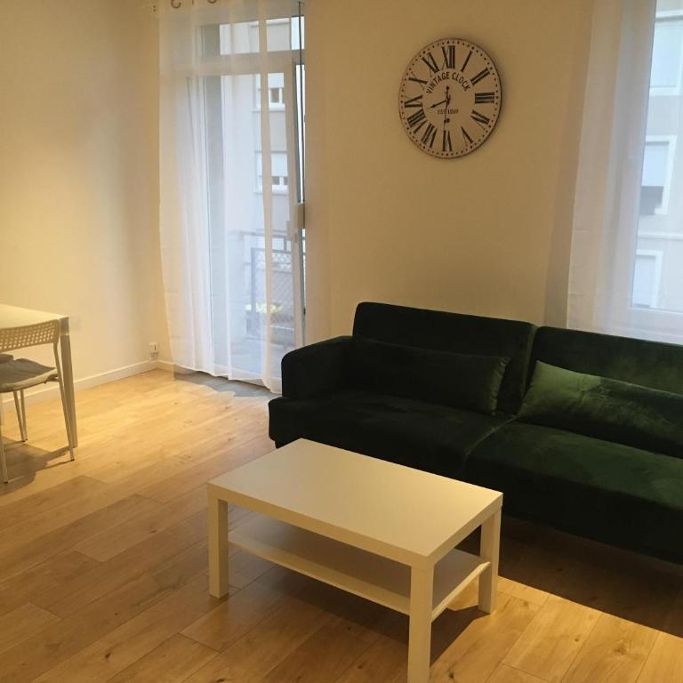Le Vauban - appartement 2 chambres, salon, cuisine équipée, parking et wifi gratuit - Appartement 2 Chambres - 1