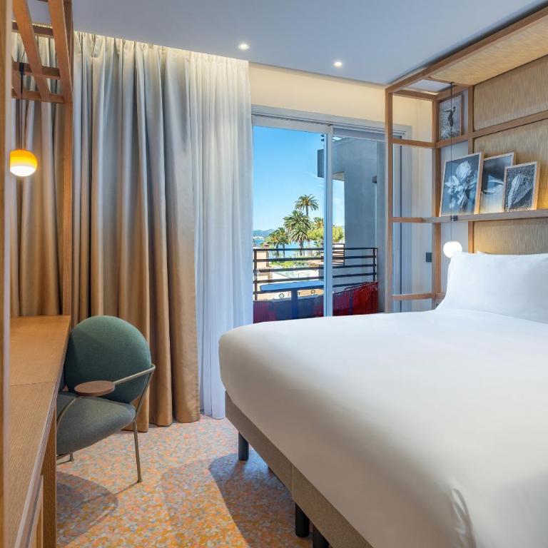 Canopy by Hilton Cannes - Chambre Lit King-Size avec Balcon - 8