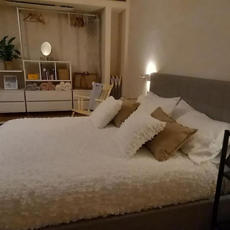 Suite Fiorella - Appartamento con 1 Camera da Letto - 12