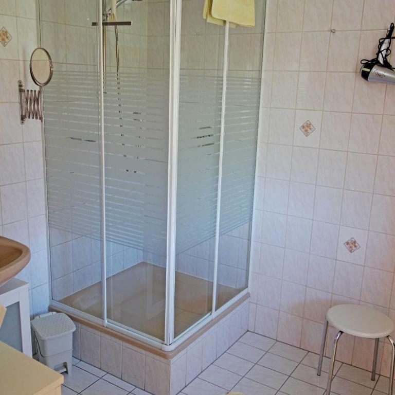 Ferienwohnungen mit Bergblick - Apartment mit 1 Schlafzimmer und Balkon - 8