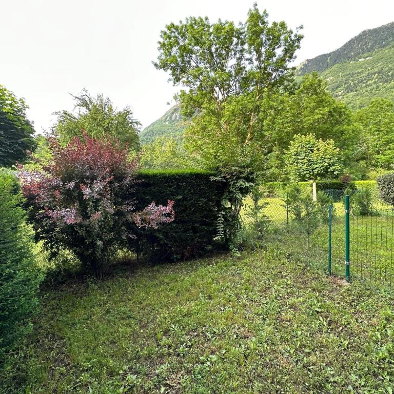 Appartement T3 avec jardin et piscine - Luz Saint Sauveur, Val de Roland - Appartement 2 Chambres - 4