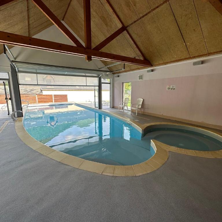 Appartement T3 avec jardin et piscine - Luz Saint Sauveur, Val de Roland - Appartement 2 Chambres - 13