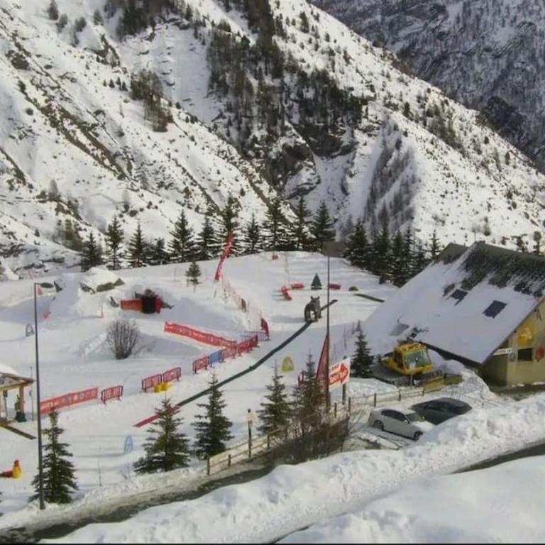 Très Joli T2 aux pieds des pistes avec Balcon - Appartement 1 Chambre - 32