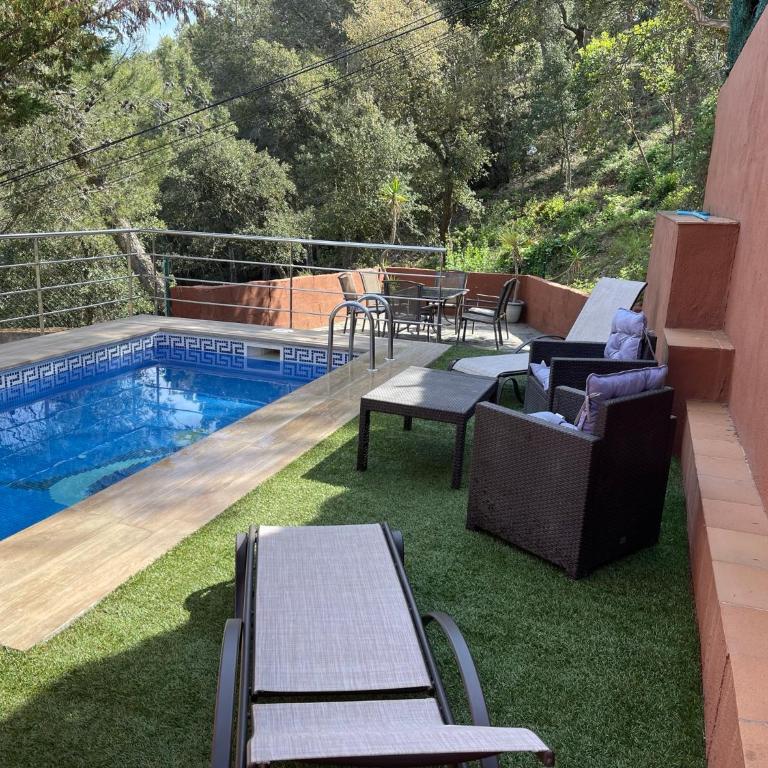 Villa for 2 families - Villa - 1
