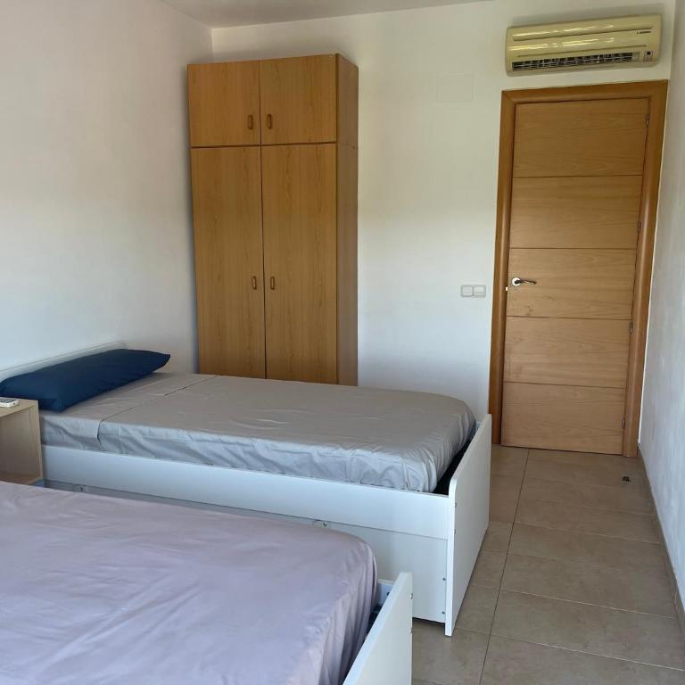 Villa for 2 families - Villa - 47