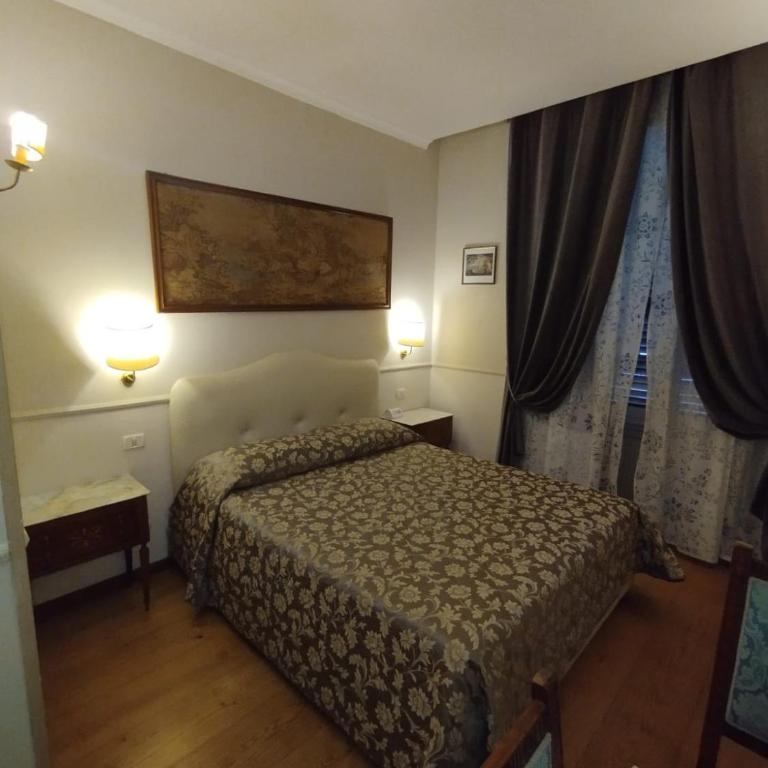 La Reggia dei Principi - Camera Matrimoniale - 11