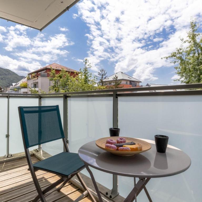 Le Coquelicot 3 étoiles - Proche vieille ville, calme & confort - Apartment with Balcony - 3