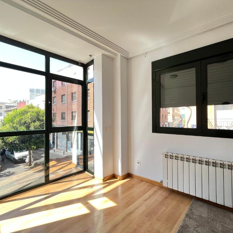Luminoso Madrid Javalambre Temporal - Two-Bedroom Apartment - 64