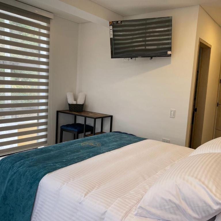 HOTEL ISIS CONFORT - Habitación Doble con baño privado - 7