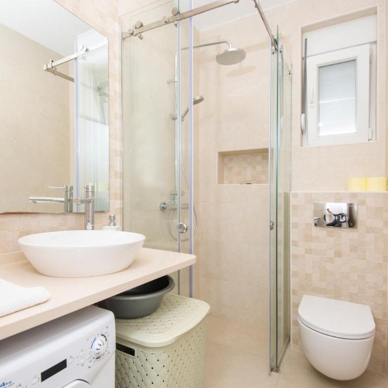 Villa Providenca apartments - One-Bedroom Apartment with Sea View and Balcony - 10