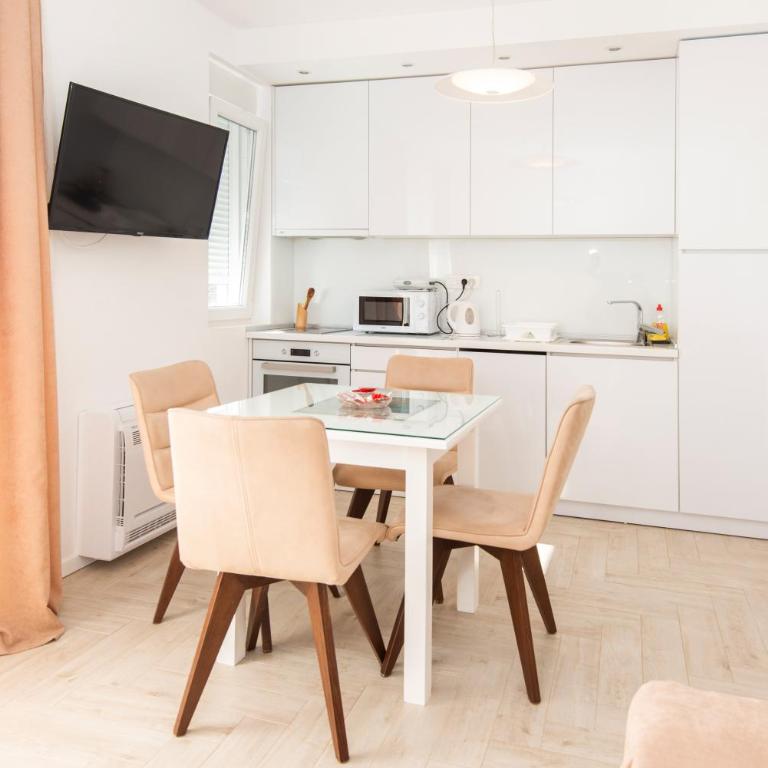 Villa Providenca apartments - One-Bedroom Apartment with Sea View and Balcony - 12