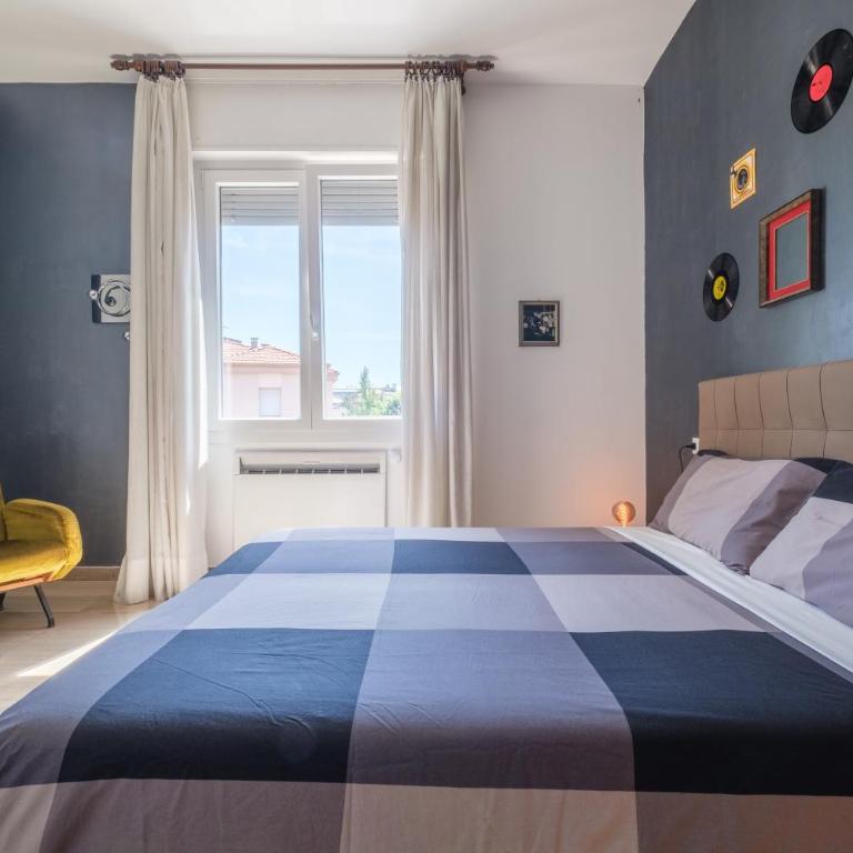 Fabula - Studio & Private Rooms - Double Room with Private External Bathroom - 3