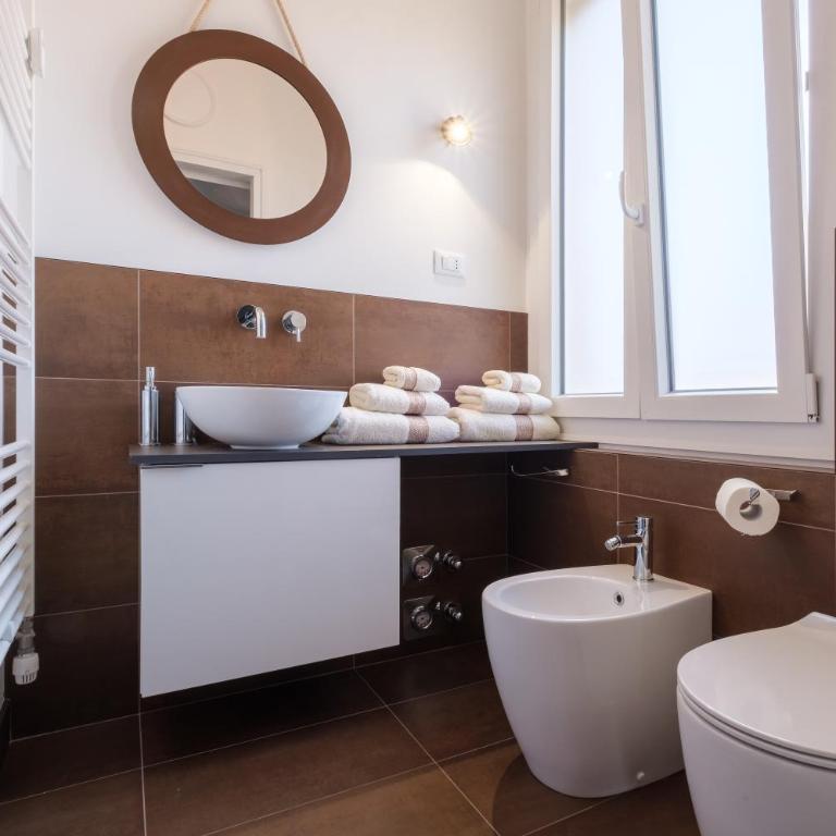 Fabula - Studio & Private Rooms - Double Room with Balcony - 4