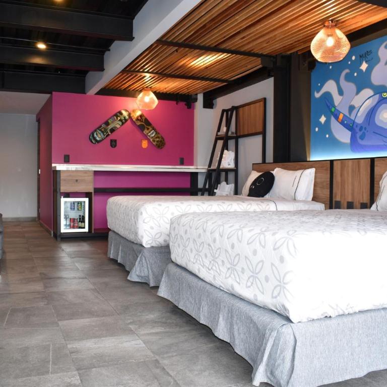 Barrio Downtown Mexico City Hostel - Junior Suite with Terrace - 1