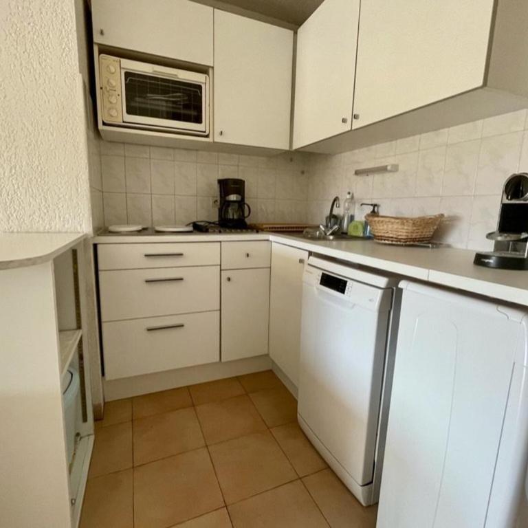 Appartement climatisé 2 pièces cabine, 4 couchages, proche plage et centre, Cavalaire-sur-Mer - FR-1-226B-171 - Appartement - 5
