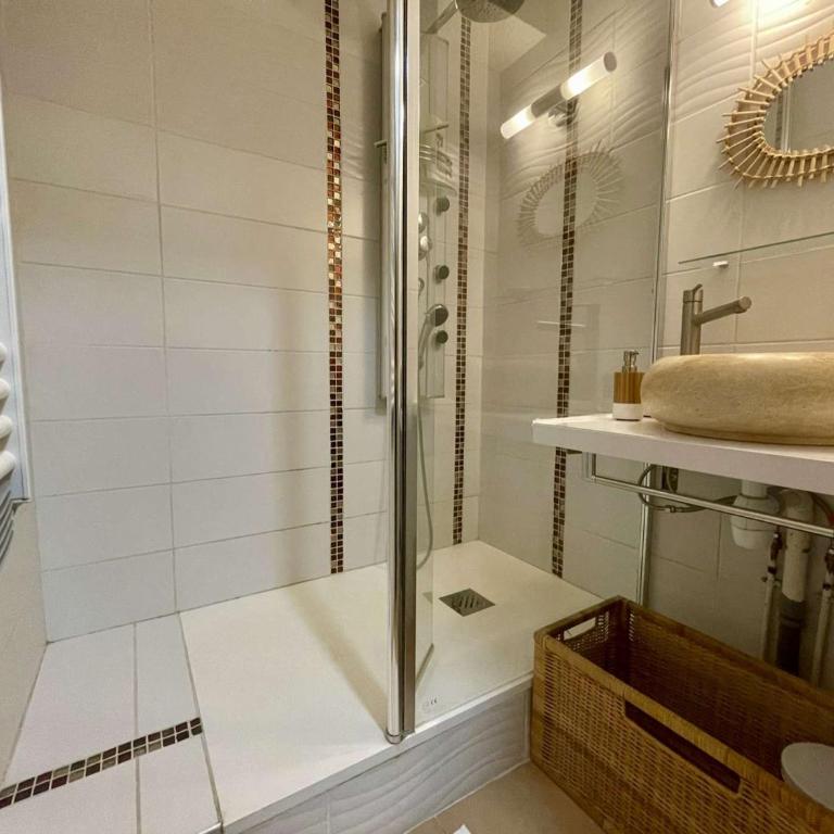 Appartement climatisé 2 pièces cabine, 4 couchages, proche plage et centre, Cavalaire-sur-Mer - FR-1-226B-171 - Appartement - 15