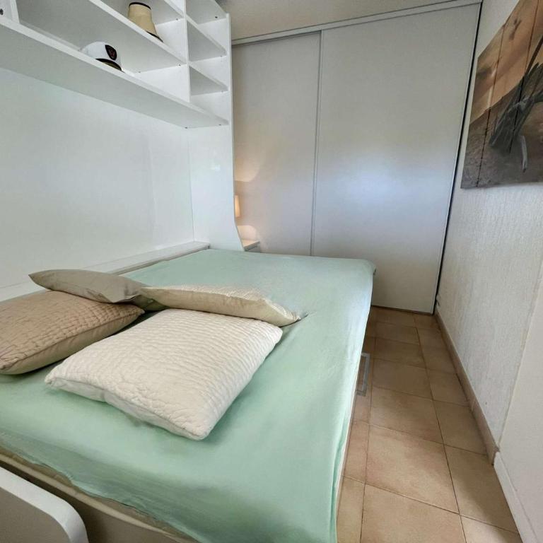 Appartement climatisé 2 pièces cabine, 4 couchages, proche plage et centre, Cavalaire-sur-Mer - FR-1-226B-171 - Appartement - 17
