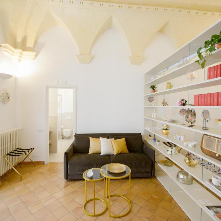 AL DUOMO, Dimora Storica - Family Room with Private Bathroom - 23