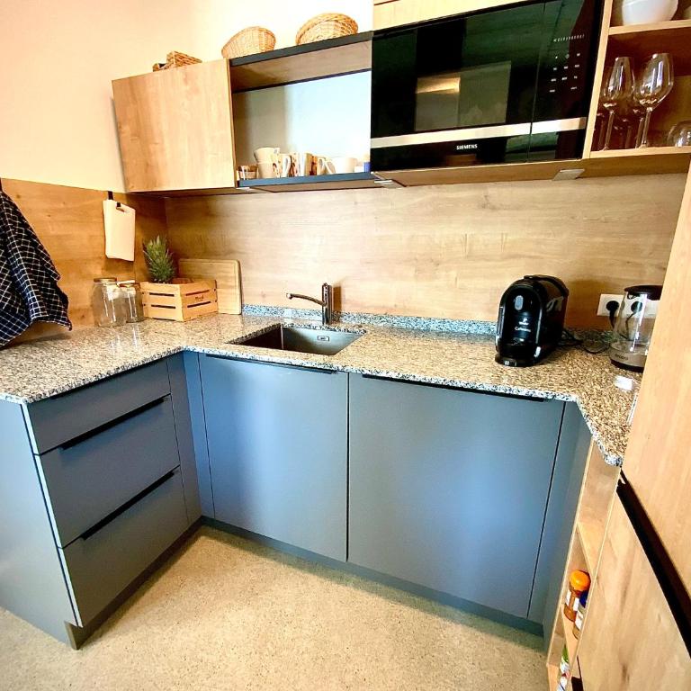WATERFRONT - Urbane Eleganz am Bachufer - Apartamento con terraza - 13