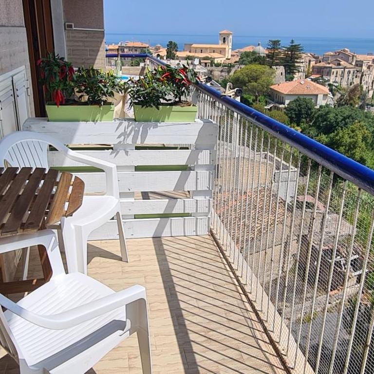 Vacanze Bellavista Tropea Apartment or Suites - Deluxe Double Room with Sea View - 12