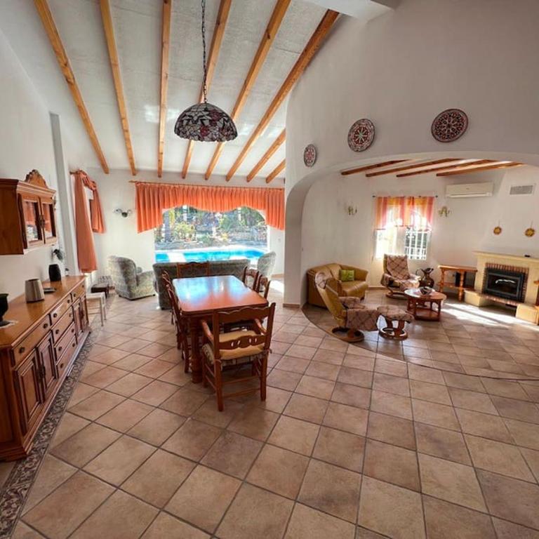 Villa 'Vista del mar' with private pool and incredible sea view! - Four-Bedroom House - 15