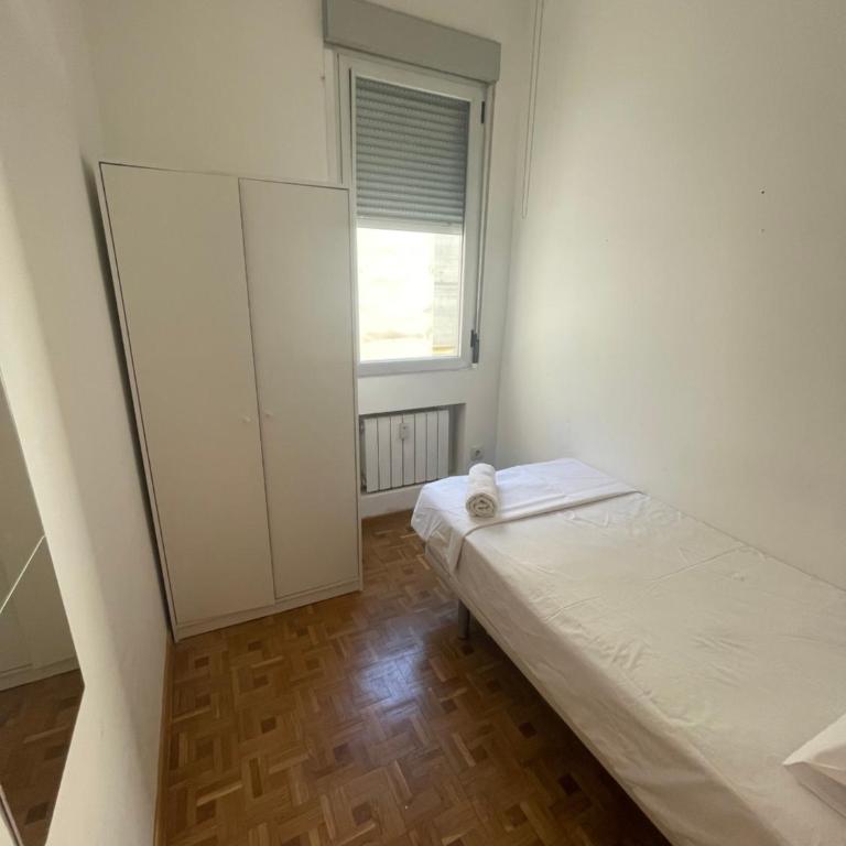 Hermosilla rooms - Single Room with Shared Bathroom - 3