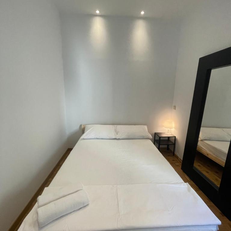 Hermosilla rooms - Double Room with Shared Bathroom - 3