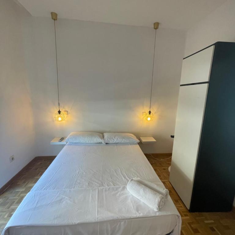Hermosilla rooms - Double Room with Shared Bathroom - 2