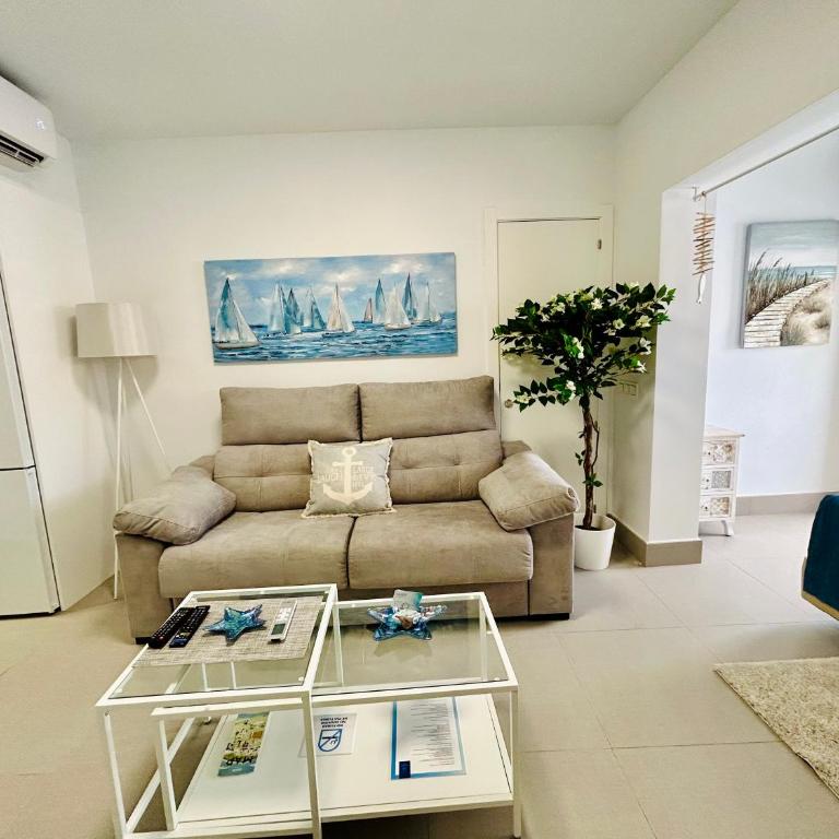 Mare Apartments Marbella - Studio with Terrace - 13