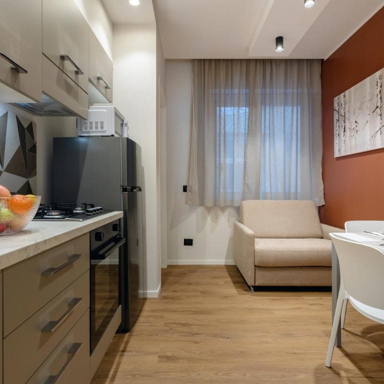 Quinto Stabile Rooms&Suite - Apartment with Balcony - 8