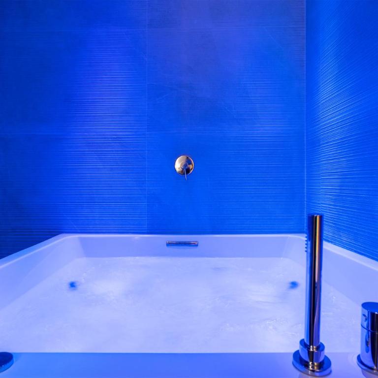 Quinto Stabile Rooms&Suite - Suite with Hot Tub - 13
