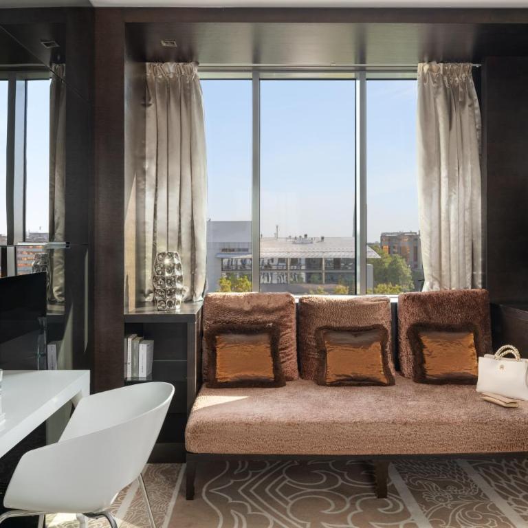 Falkensteiner Hotel Belgrade - Senior Apartman - 5