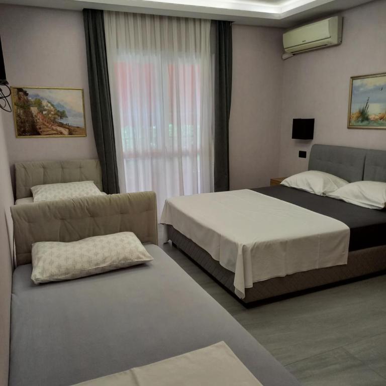 Apartments Grabovica - Studio with Balcony - 8